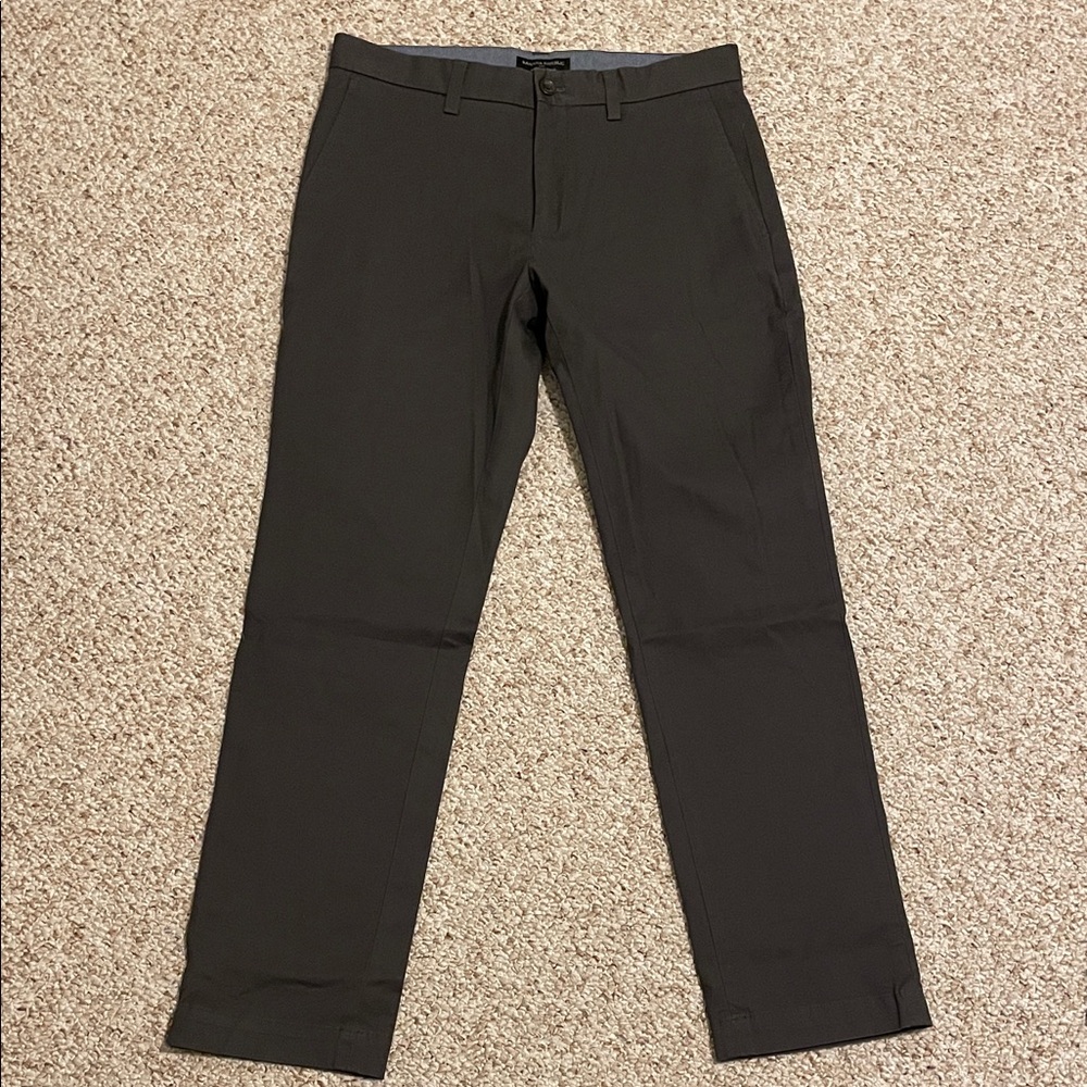 Banana Republic Men's Dark Gray Chinos